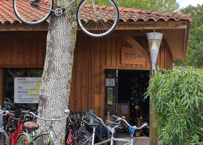 Mobil 3 Ch 6 Pers Mayotte Kemping *