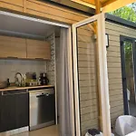 Mobil 3 Ch 6 Pers Mayotte Campingplatz *